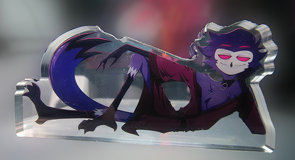 Stolas Thick Acrylic Stand