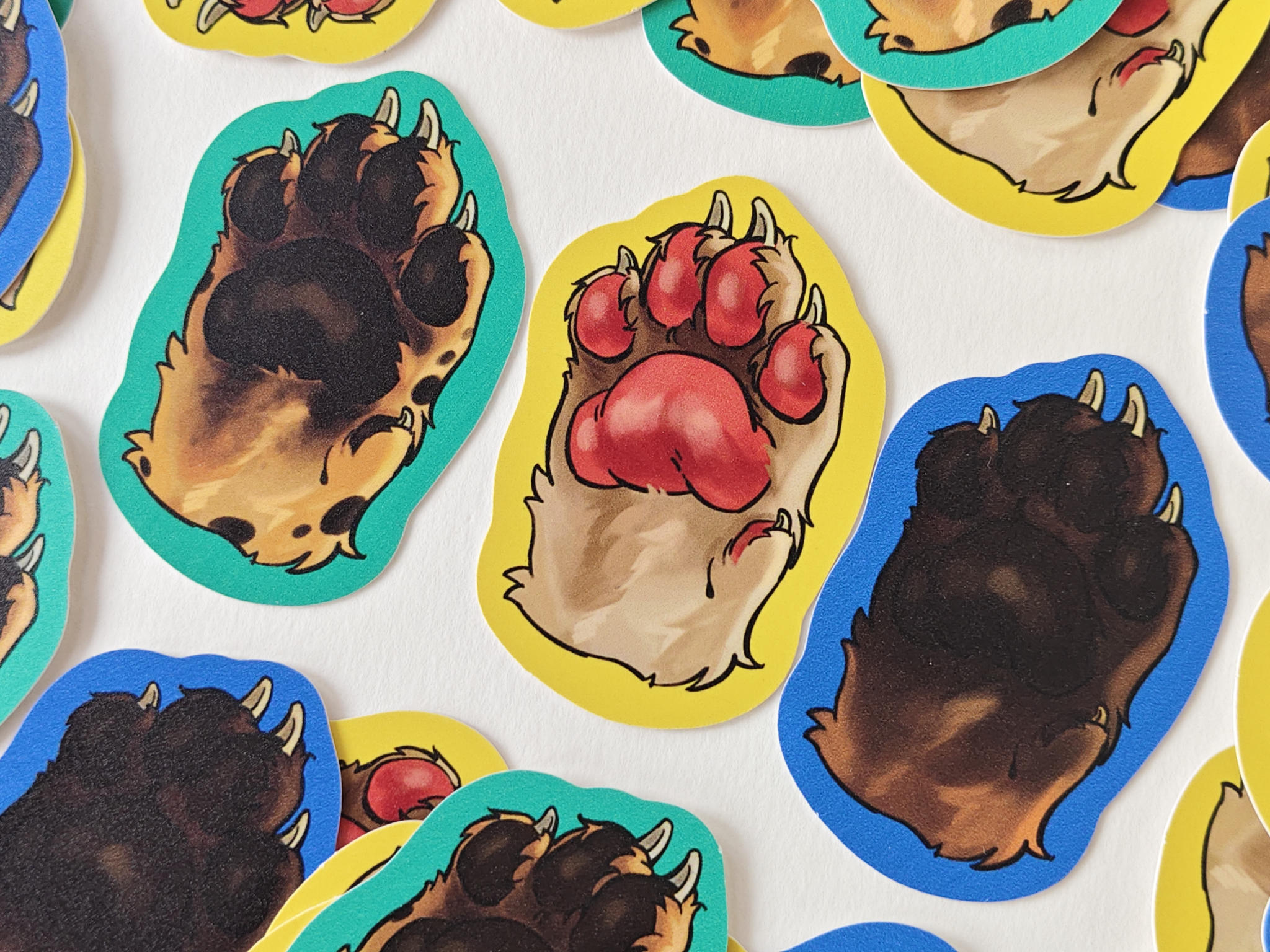 Manow - Little paws diecut stickers